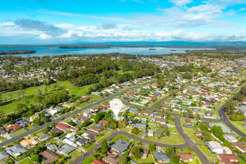 63 Roulstone Crescent, SANCTUARY POINT  NSW  2540 : image 