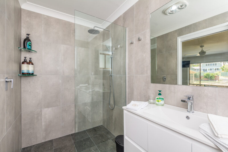 196 Greville Avenue, SANCTUARY POINT  NSW  2540 : image 