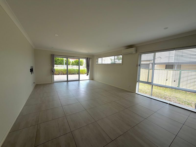 22 Ethel Street, SANCTUARY POINT  NSW  2540 : image 