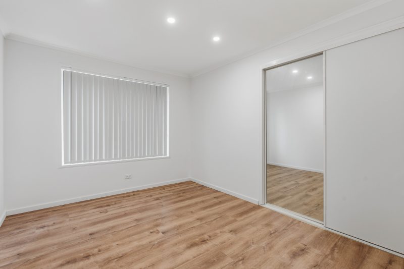 21 Watersedge Avenue, BASIN VIEW  NSW  2540 : image 