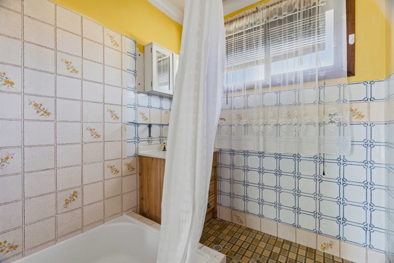 33 Sanctuary Point Road, SANCTUARY POINT  NSW  2540 : image 
